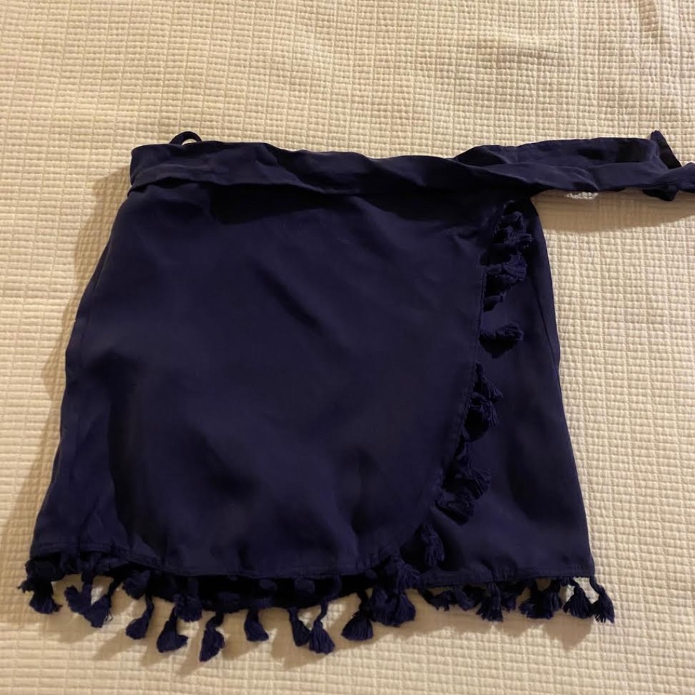 NWT Lulu's wrap skirt / beach cover up
